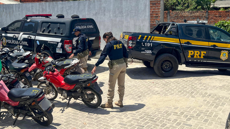 e1a14176-fac1-48ca-8c14-36061cd3e6b8-1