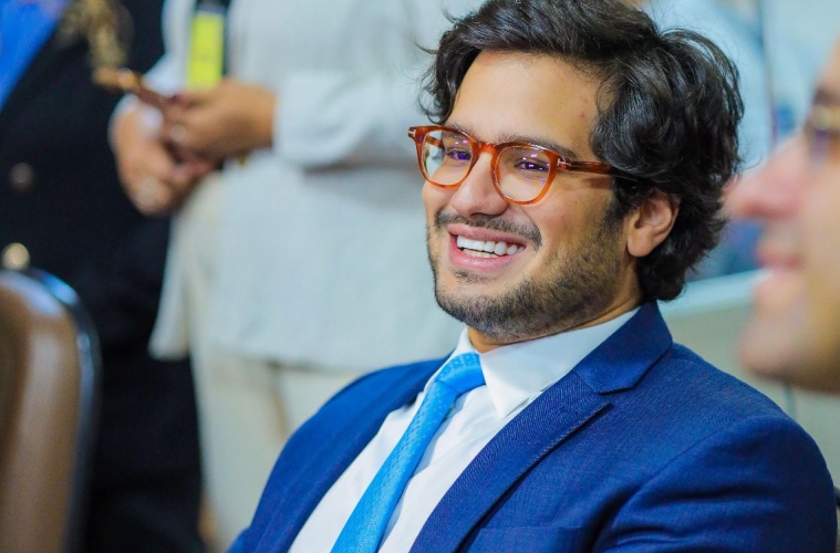 e59c27d23a2e367d0e0d51859fbf2ec4