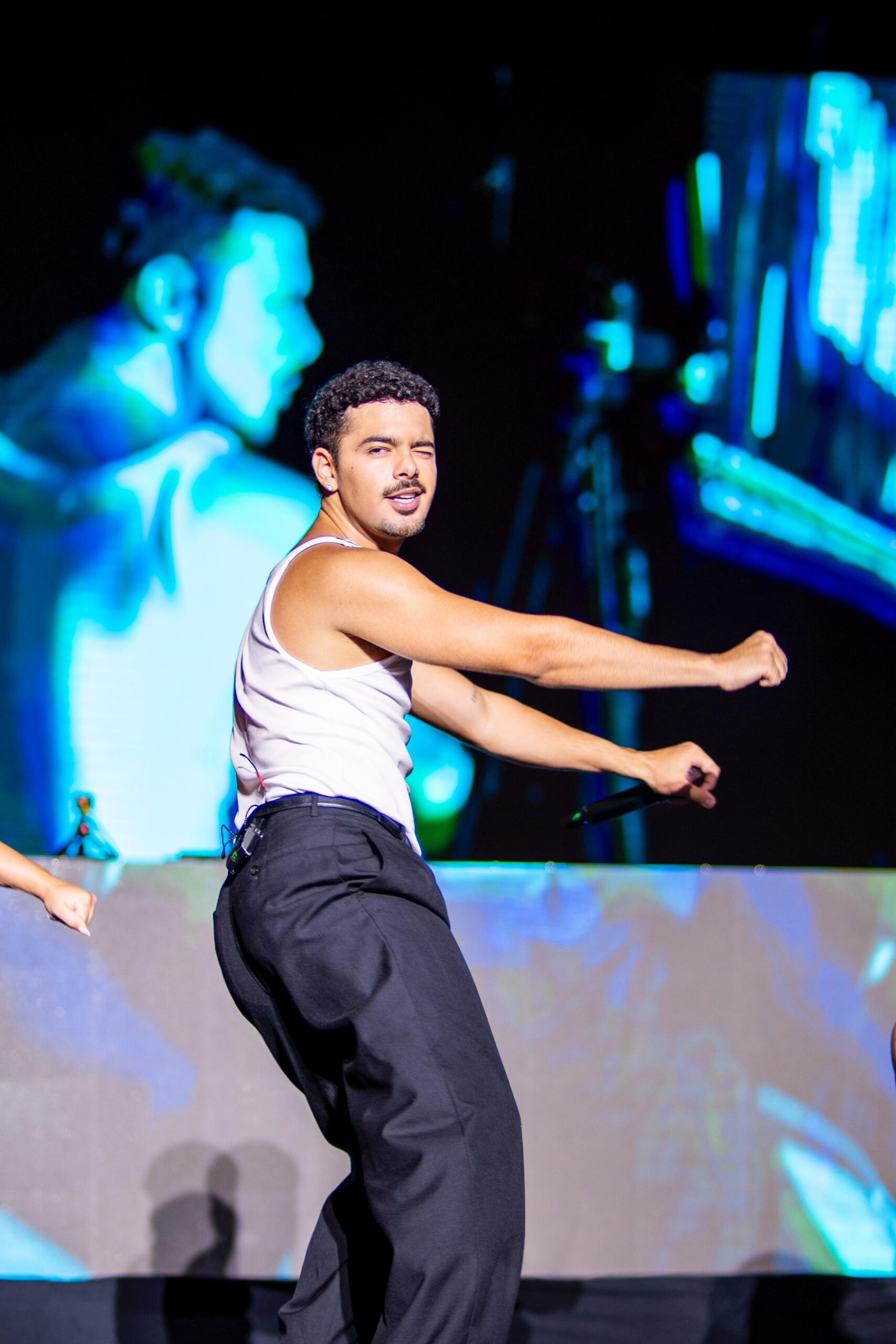 e114c726-dc0a-442c-9232-3f7f6fcd5754